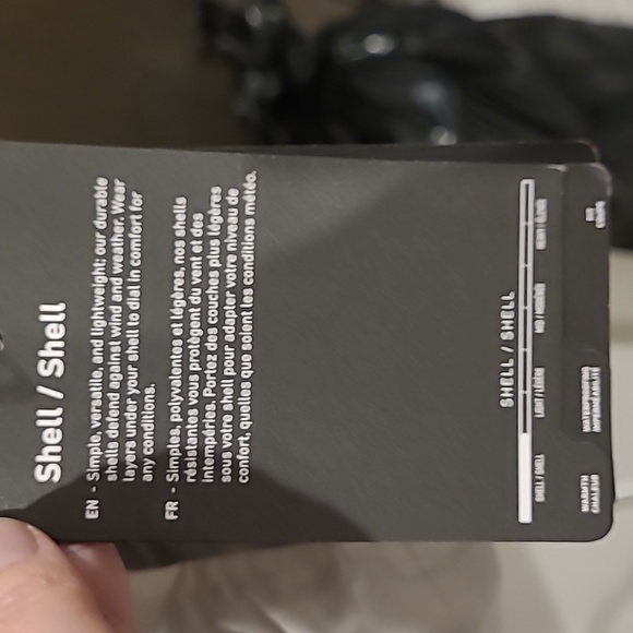 Mens large Burton shell jacket. New - Picture 8 of 11